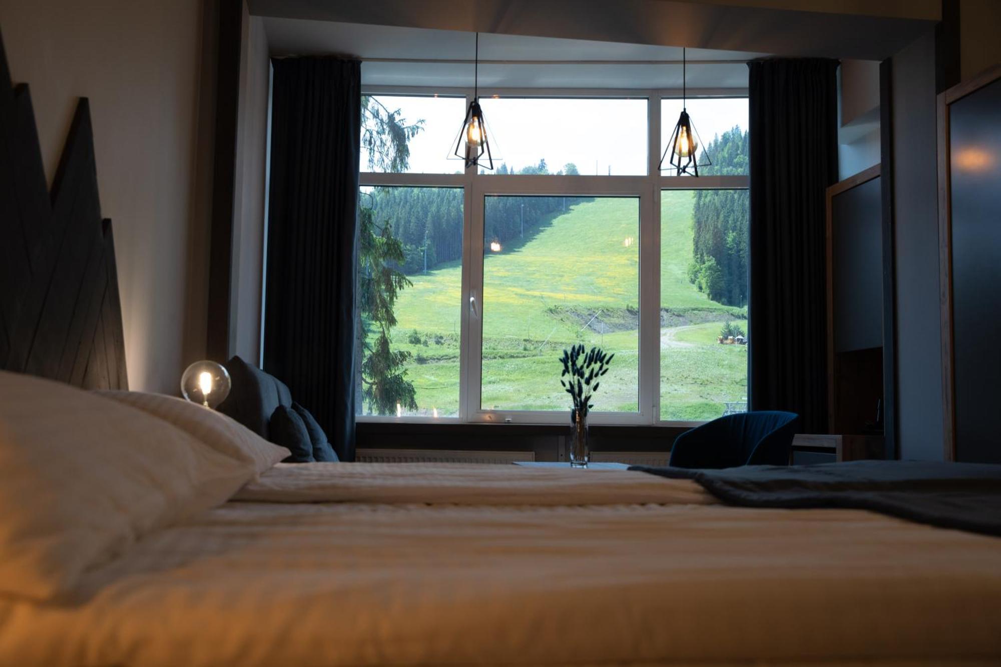 Blue Mountain Hotel Bukovel Kültér fotó